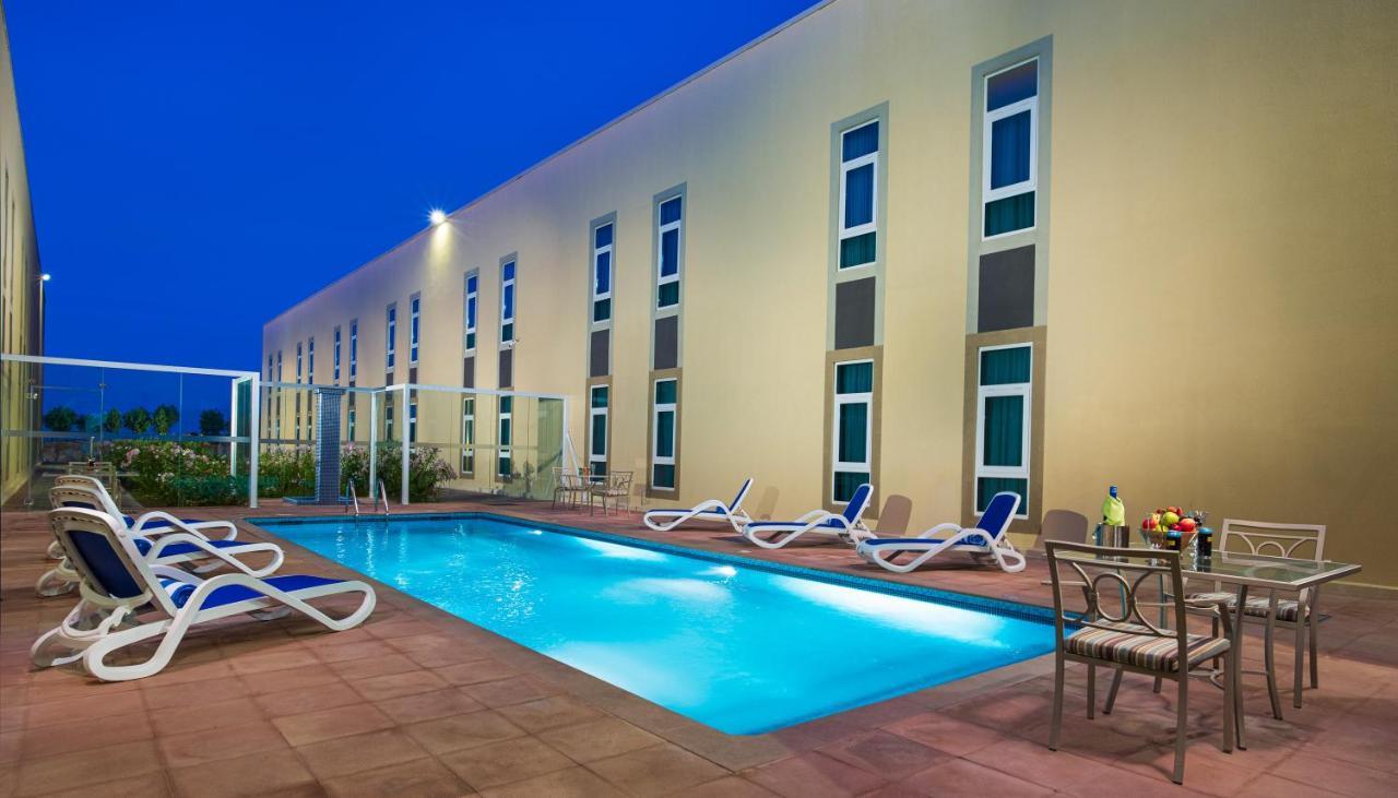 City Hotel Duqm Buitenkant foto